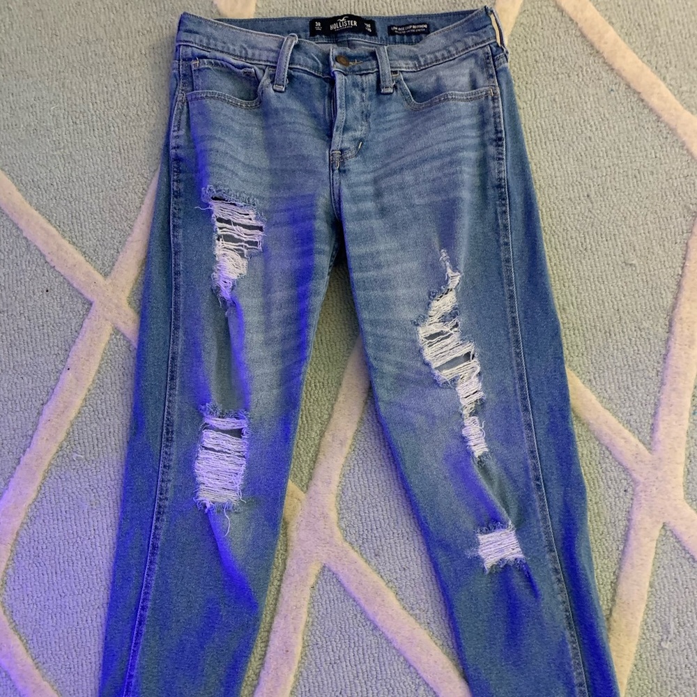 hollister ripped jeans